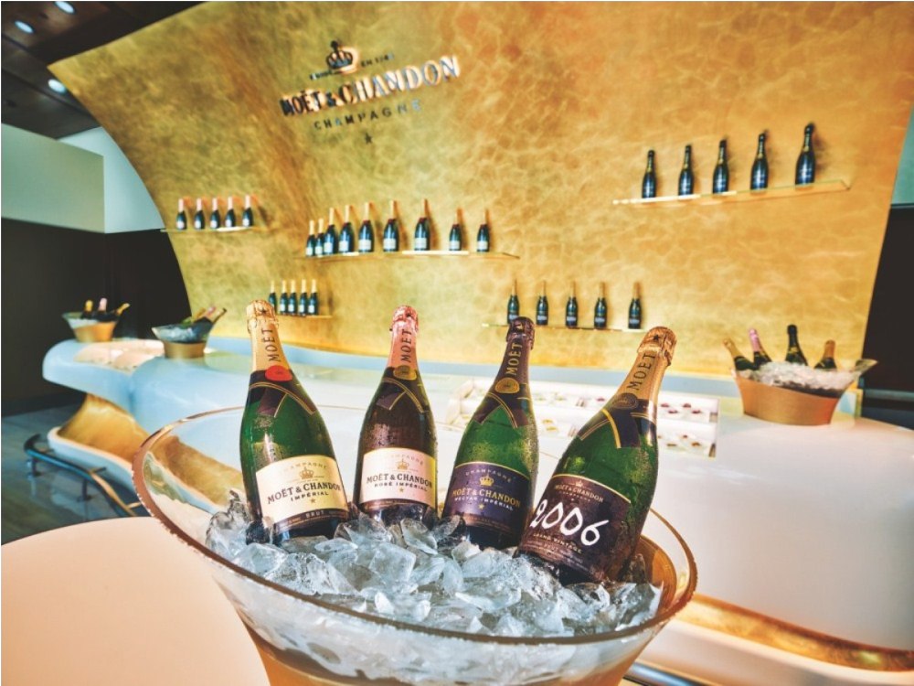 香檳吧／Champagne Lounge／商務艙貴賓室／阿聯酋航空／杜拜國際機場