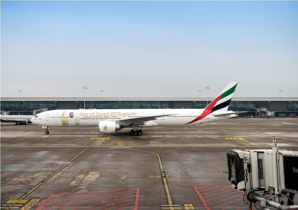 阿聯酋航空（Emirates）波音777-300ER／飛機／旅遊／阿聯酋航空