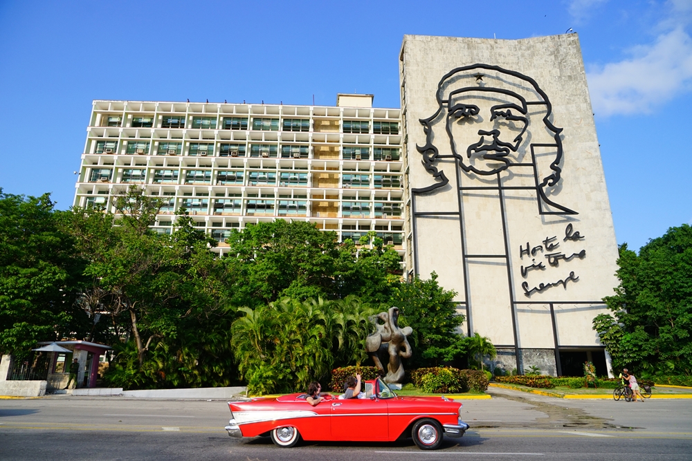 當一天拉風老爺，漫遊哈瓦那城市風景