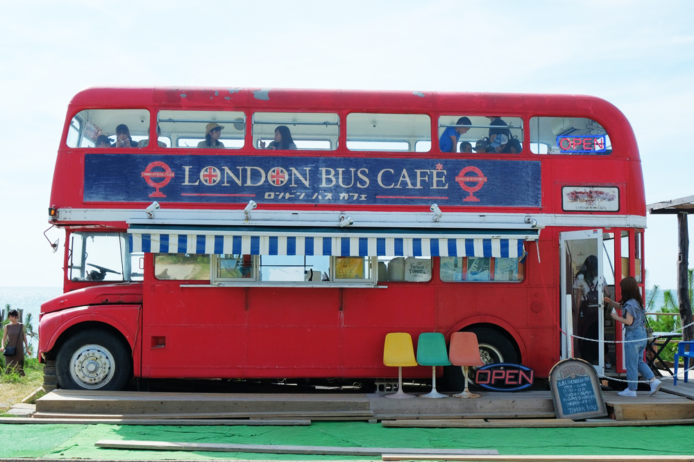  London Bus Cafe