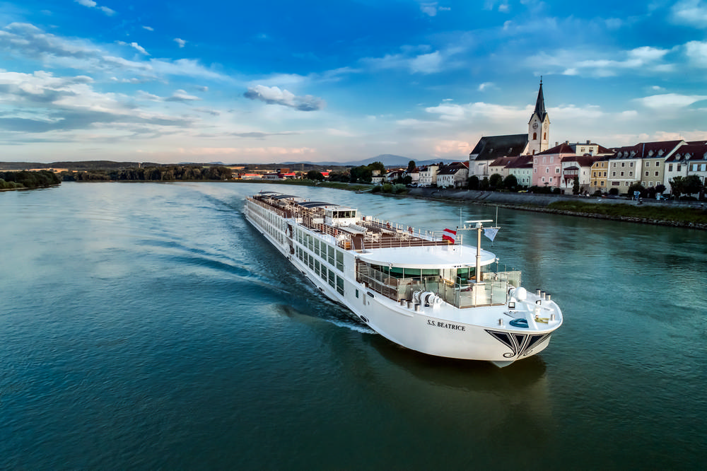 超級河輪 S.S. Beatrice，多瑙河最優雅的款待 TRAVELER Luxe