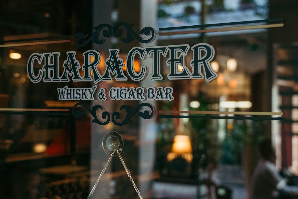 外觀／酒吧／Character Whiskey & Cigar Bar／曼谷