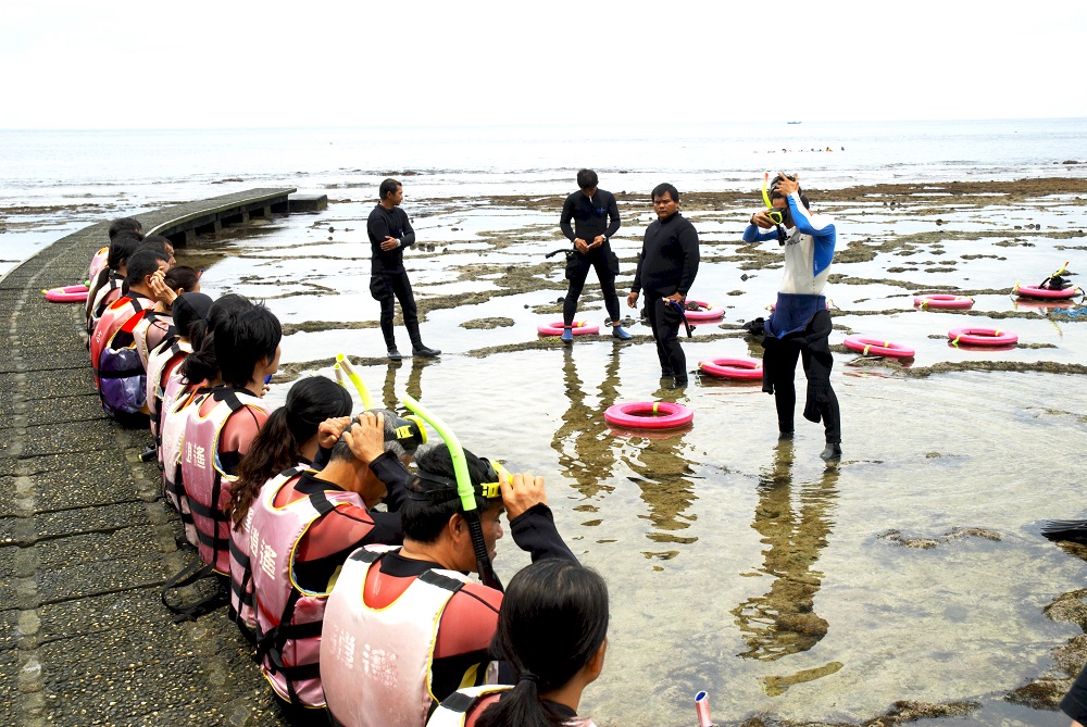 大白沙、石朗、柴口海域／綠島／近海浮潛／水肺潛水／船潛