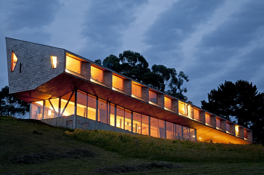 Hotel Refugia／智利／Chiloé ／長方形幾何木造建築