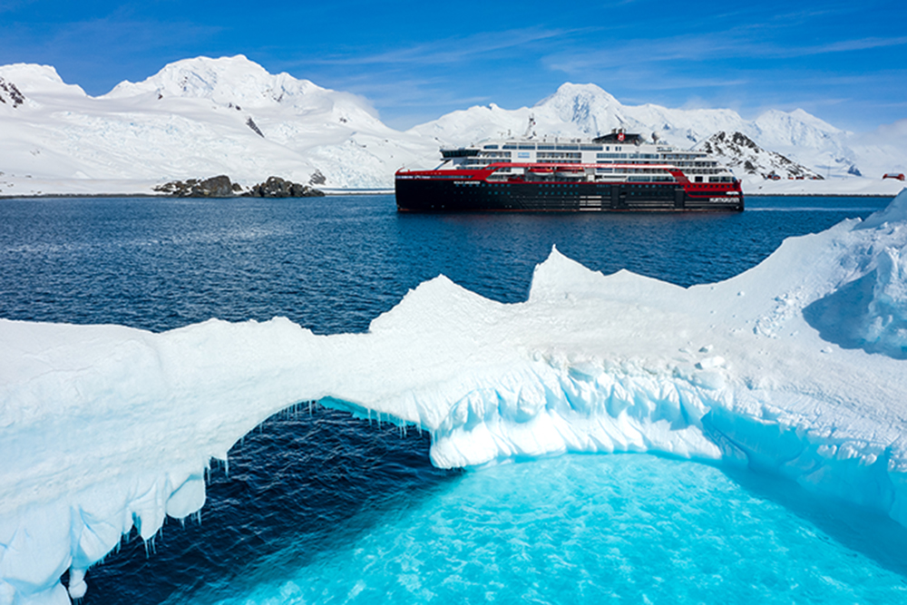 MS Roald Amundsen/Norway//Hurtigruten/ECO Innovati