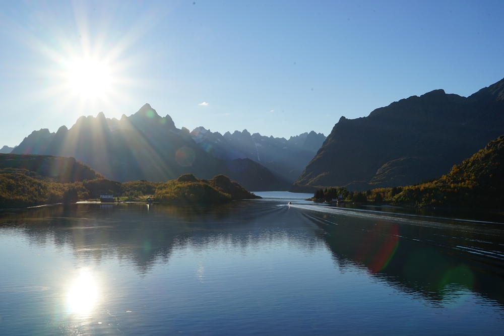 在挪威羅浮敦群島，化身討海人慢玩極圈天堂嶼