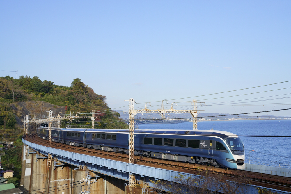 列車／SAPHIR踴子／伊豆特級觀光列車／JR東日本／日本