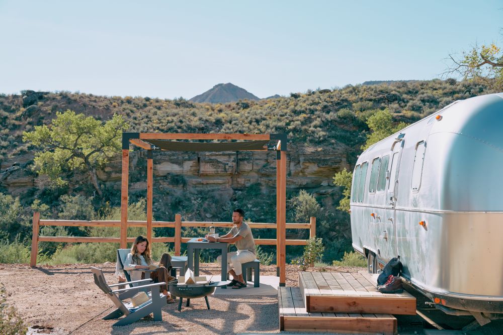 美國錫安國家公園露營車旅行「AutoCamp Zion」將於今年五月正式開幕，一覽絕美的大自然景色