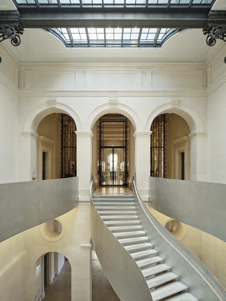 鋁製樓梯／法國國家圖書館／巴黎／法國