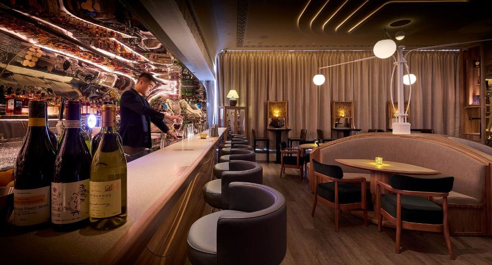 香港日式「Gastrobar」「room 3」酒吧，以創意雞尾酒單詮釋櫻花元素，搭檔和式茶點菜單「room 3 Tanoshi Afternoon Tea Voyage」