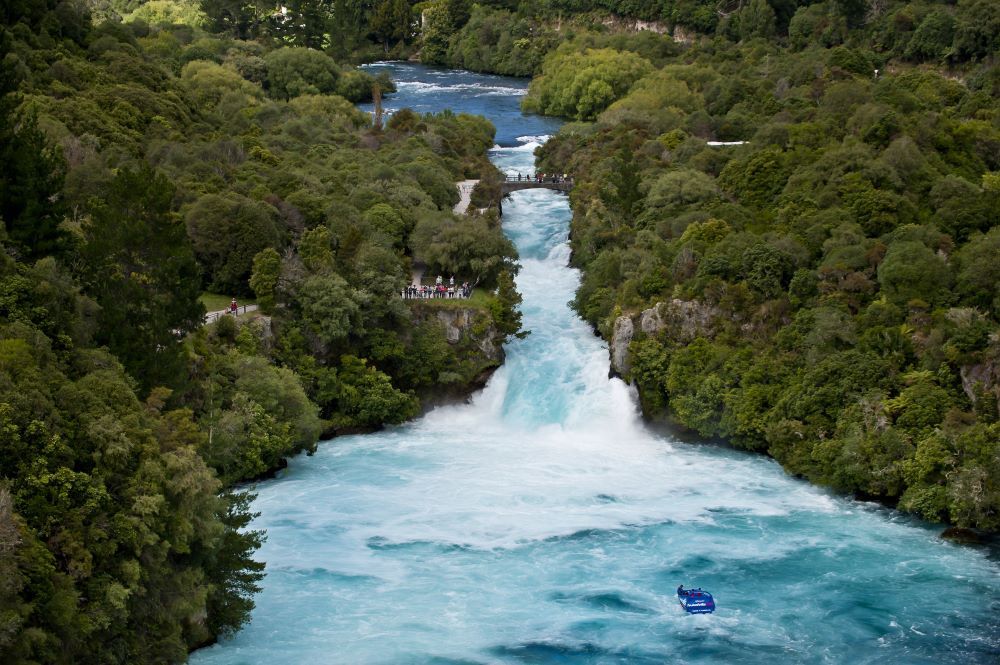 胡卡瀑布／秋季風景／紐西蘭