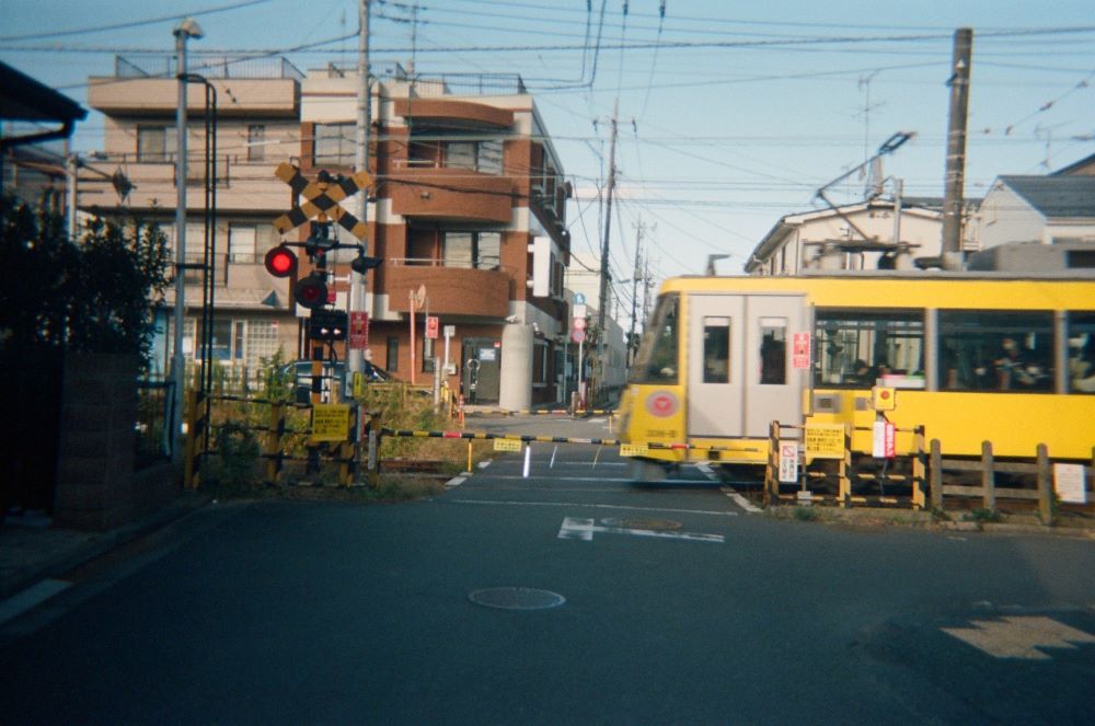 電車／東京／日本
