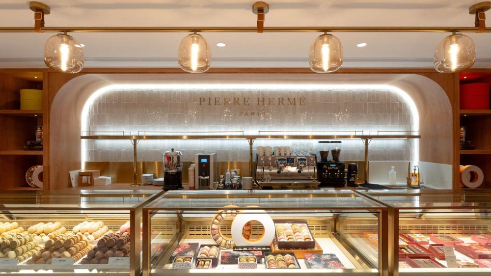 PIERRE HERMÉ PARIS/PIERRE HERMÉ Café/法國馬卡龍/咖啡廳/法