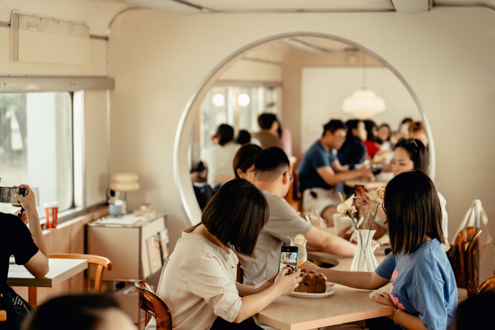 內部空間／厚里 Horli baking／麵包咖啡廳／列車／高雄