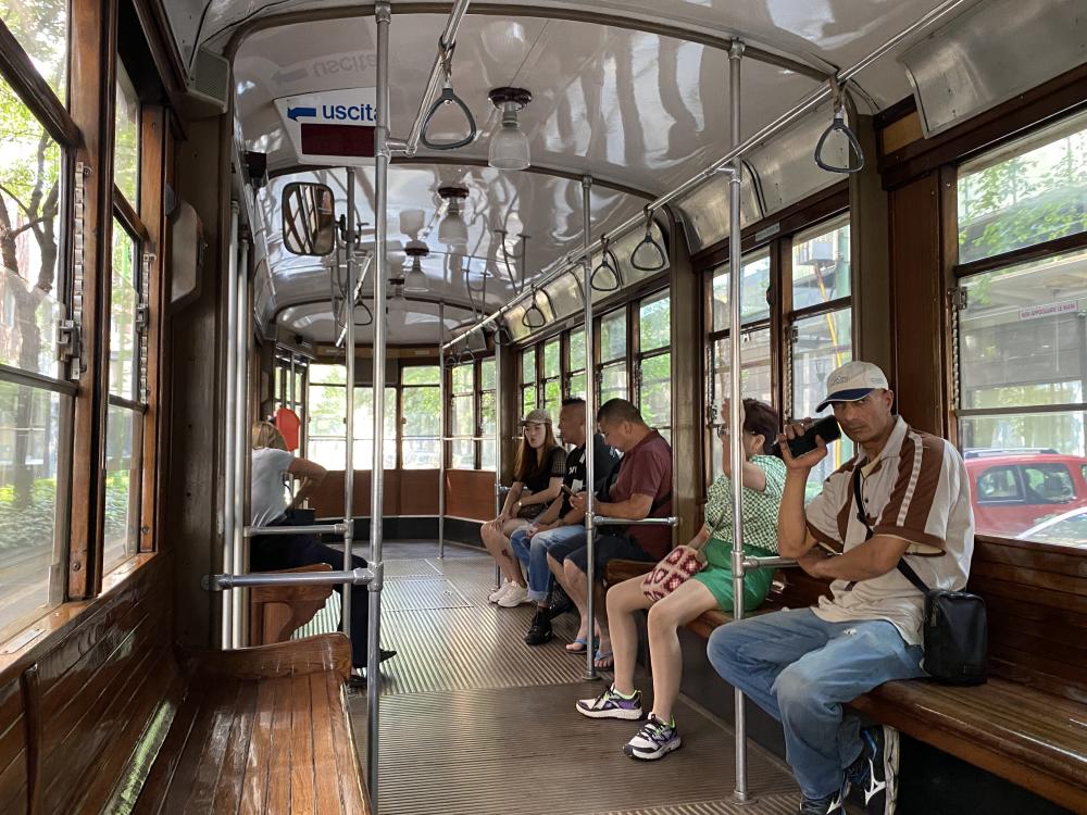 電車內部／布雷拉區／義大利