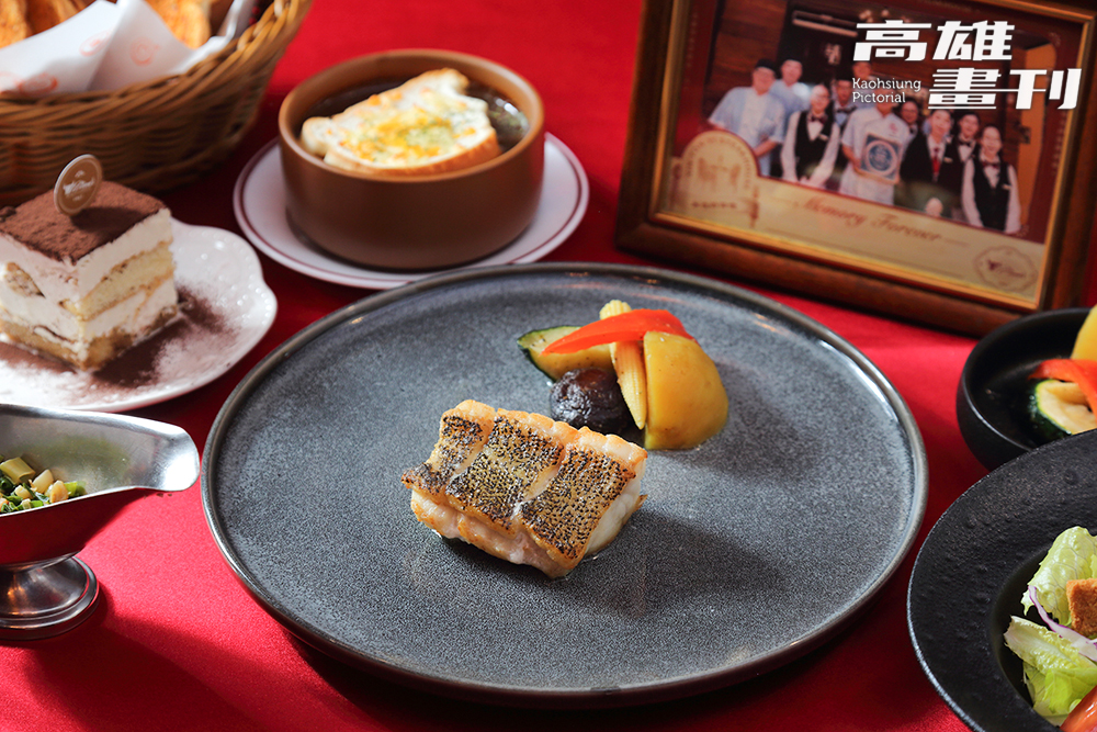 料理/內部空間/新統一傳統牛排/餐廳/高雄