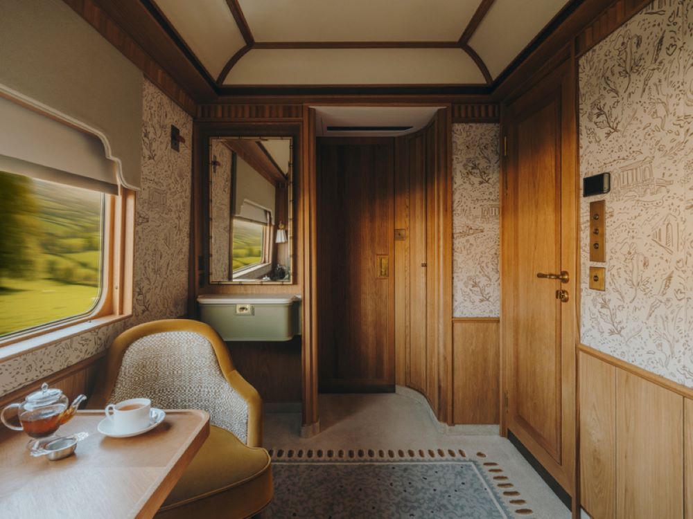 套房/內部空間/Britannic Explorer/列車/英國