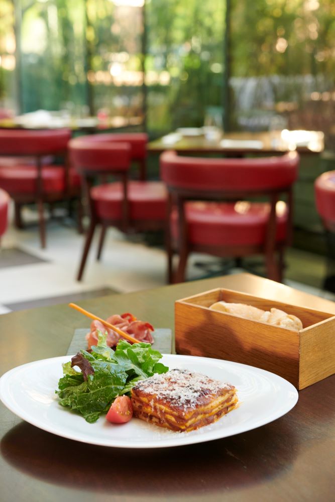 甜點／內部空間／TRATTORIA CREATTA／餐廳／東京／日本