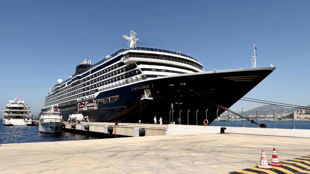 Explora Journeys 意鉑奢華郵輪外觀。