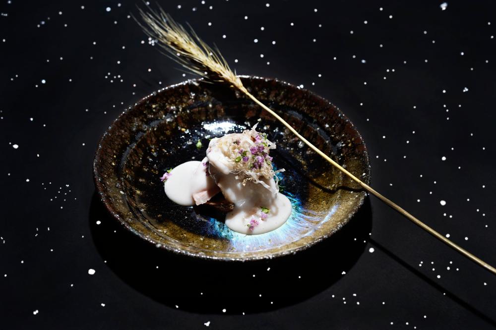 台北日勝生加賀屋天翔廳「星月夜」秋季會席料理。