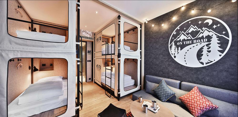 捷絲旅台南虎山館「埃及法老．千年秘旅住房專案」套房。