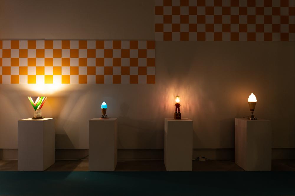 日本藝術家雙人組 magma 個展《Mixed Foods》場景。