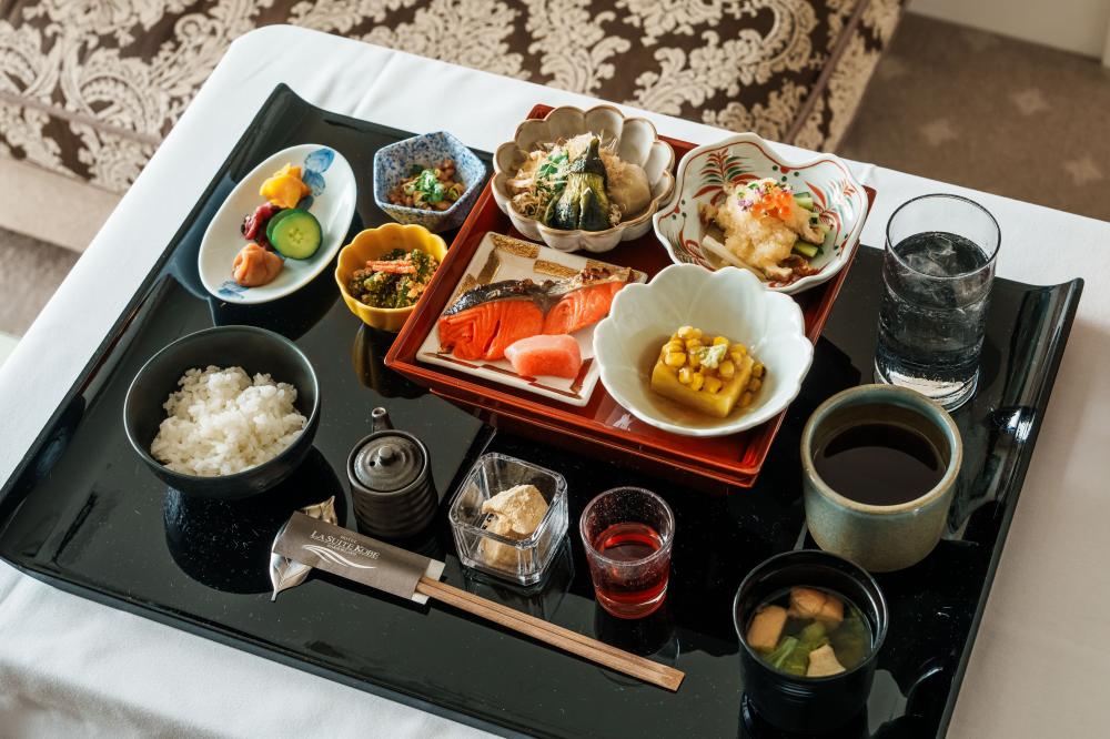 神戶國際飯店 Hotel La Suite Kobe Harborland 內部空間套房早餐。