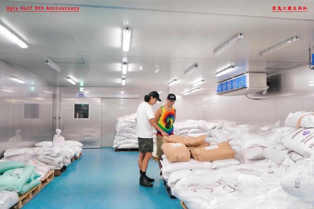 酉鬼啤酒6週年活動《SIX AND THE CITY》活動視覺。