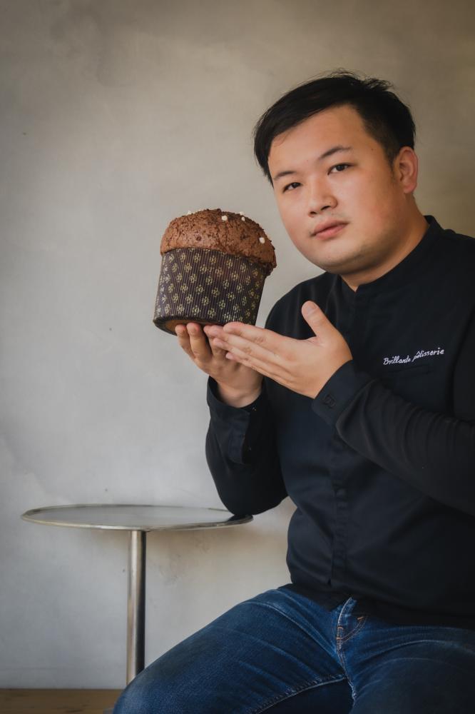 星忱甜點世界級大師快閃與主廚陳星緯(Allen Chen)進行四手聯名。