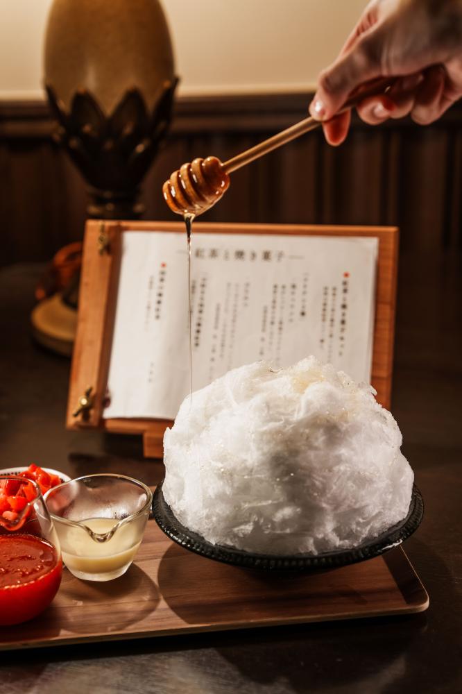 「神戶蜂蜜茶葉店 神戶國際會館 SOL 店」冰品。