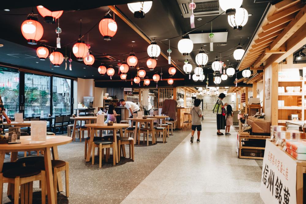 日本長野縣池之平飯店內部空間。