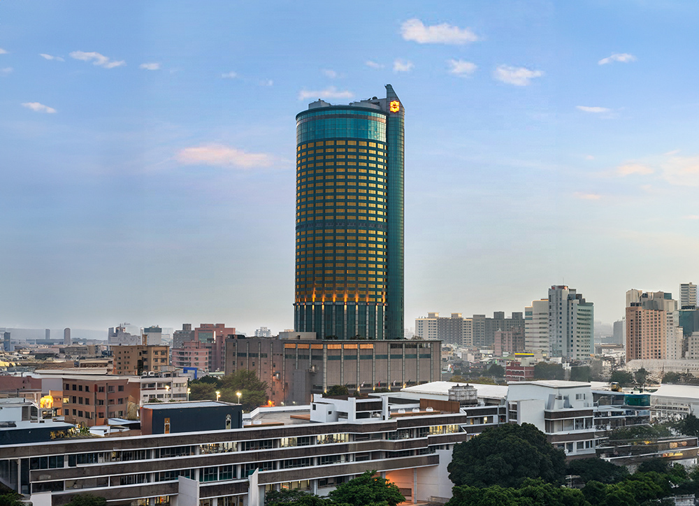 台南遠東香格里拉飯店外觀。