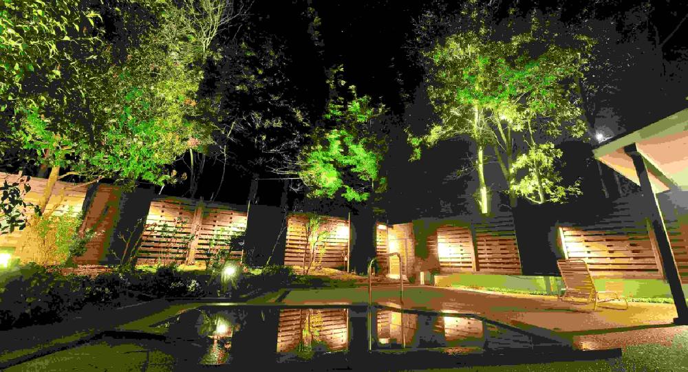 藍嶺飯店露天溫泉。