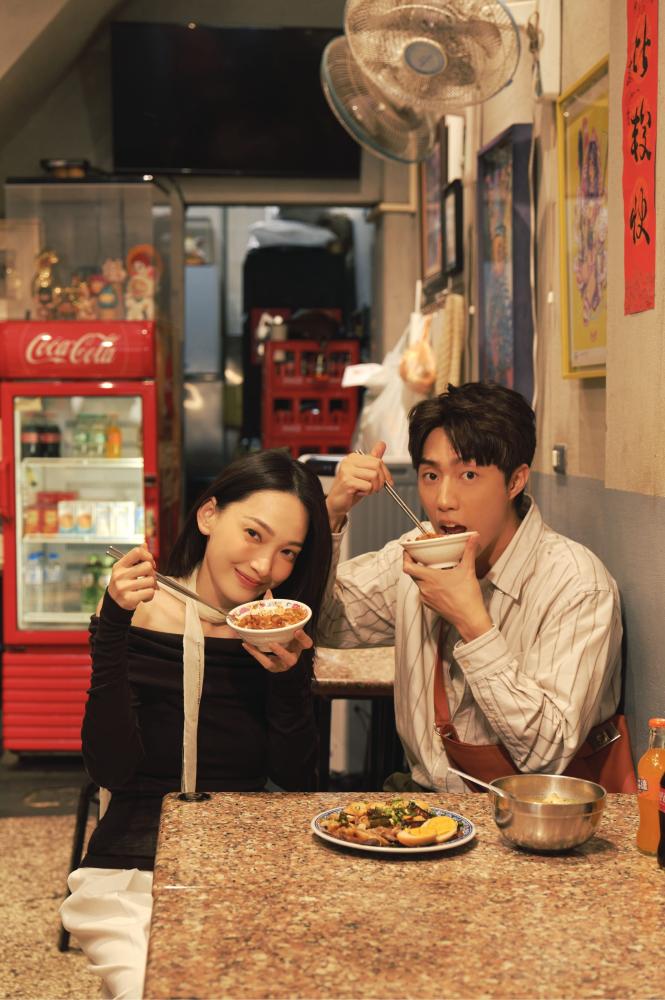 天下南隅林映唯、蔡凡熙。