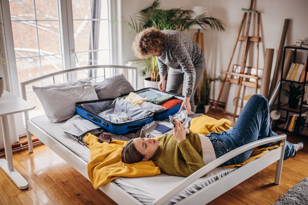 Booking.com「AI 語音支援」。