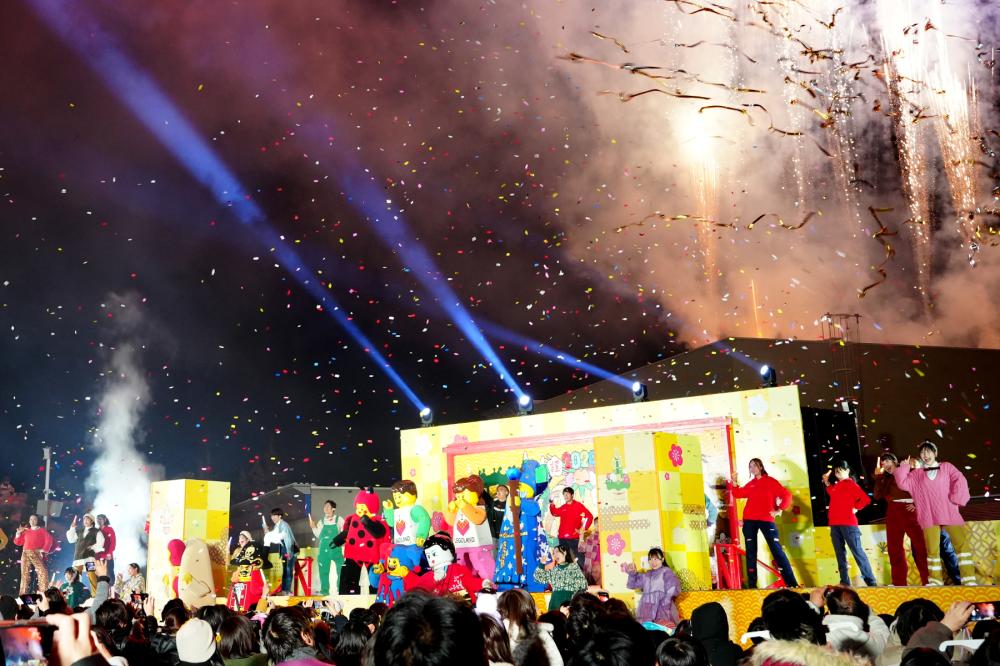 2025日本樂高樂園度假村冬季期間限定活動「日本樂高樂園過聖誕」場景。