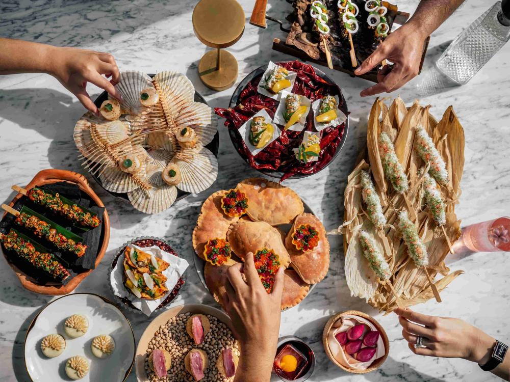 曼谷 The Standard 酒店2026年跨年餐廳料理。