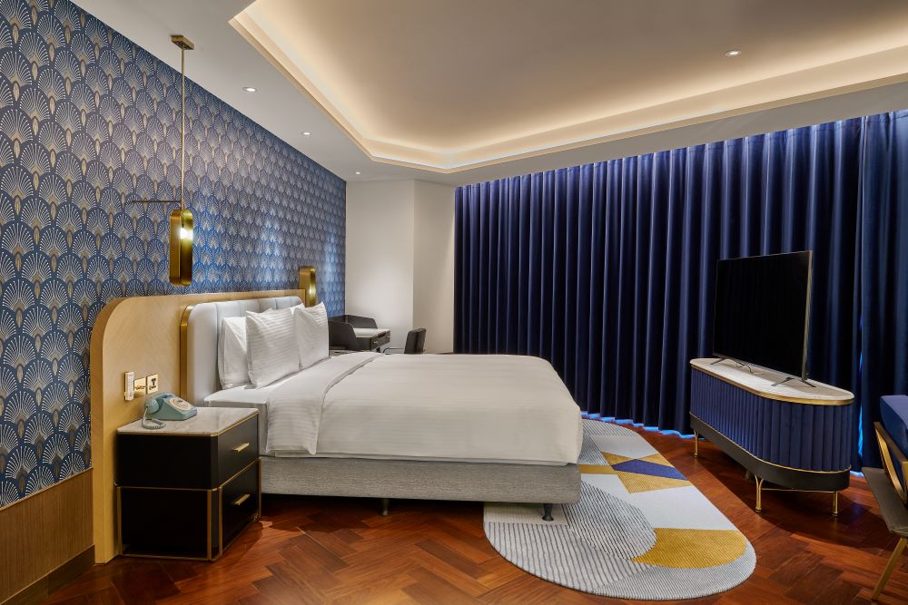 台中 OKU HOTEL 歐酷酒店套房。