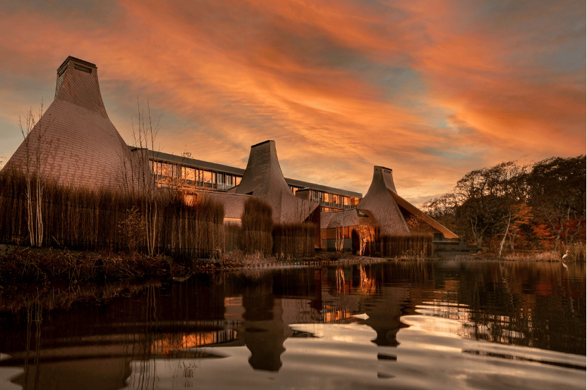 界 波羅多飯店外觀。