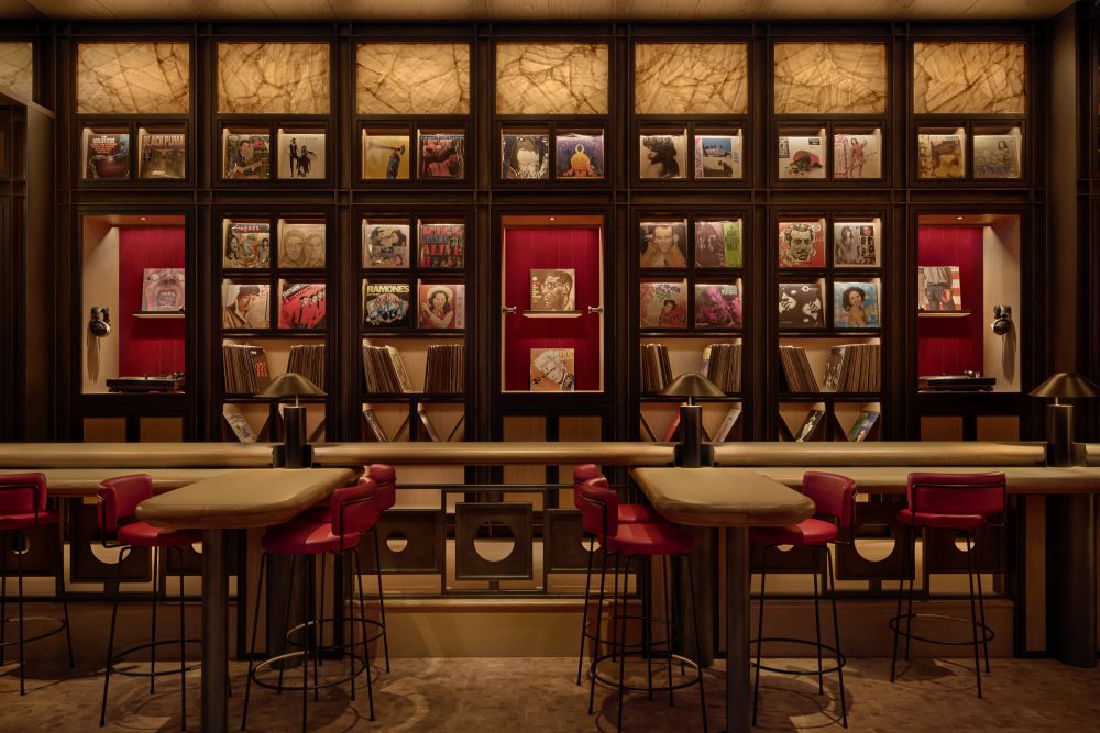 臺北嘉佩樂酒店 The Glasshouse 三層酒吧正式開幕地下一樓 Playback 場景。