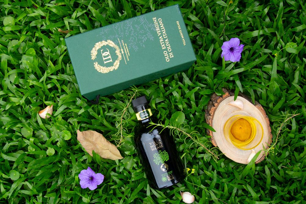 雲朗選物人氣商品「嵐莊冷壓初榨橄欖油」。