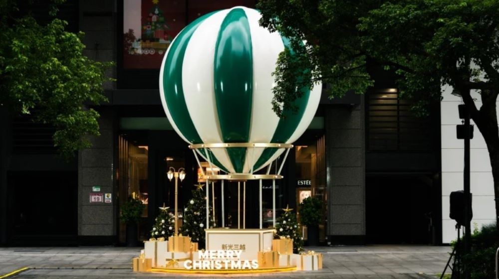 A4 1F 南大門：7米高「奇蹟熱氣球」。