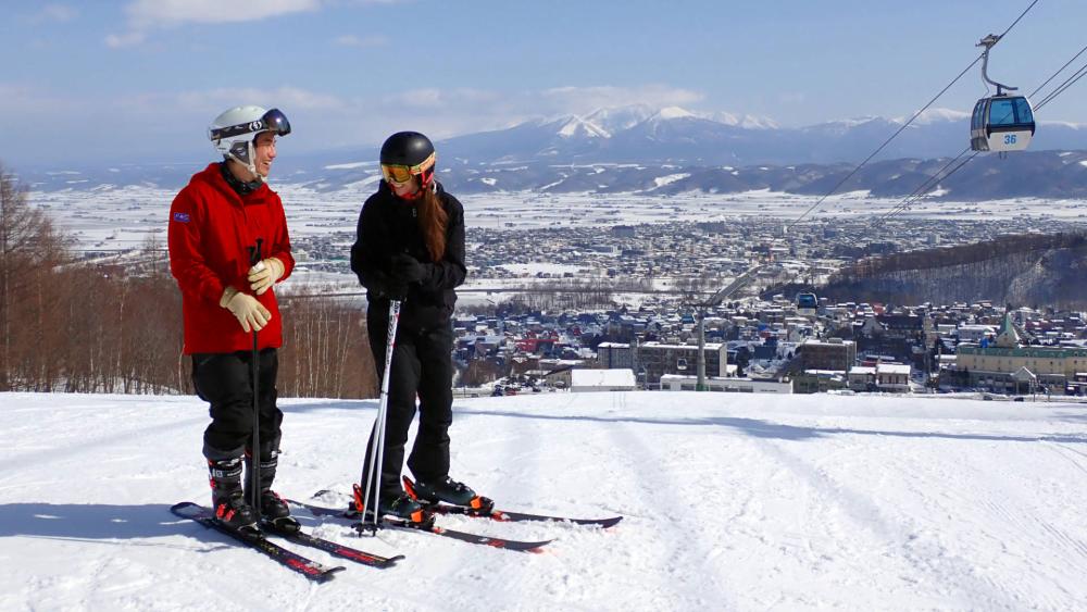 北海道飯店 NOZO Hotel 滑雪。 