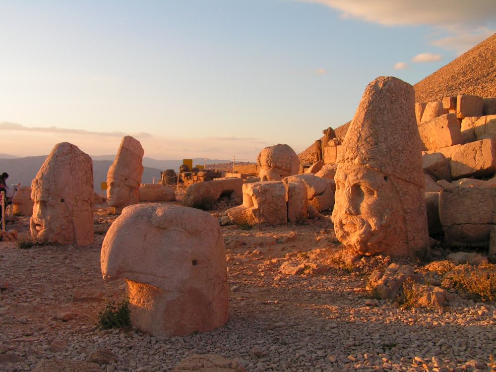 百合以「土耳其東部22天」拿下2024金旅獎。