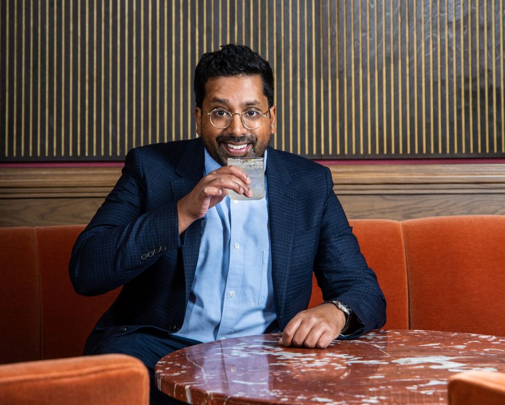 倫敦酒吧 Lyaness Bar 品酒。