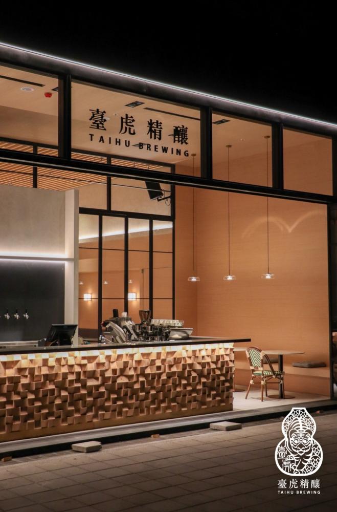 臺虎精釀品牌首間「全天候餐飲店」，空間設計以「開放與呼吸」為核心
