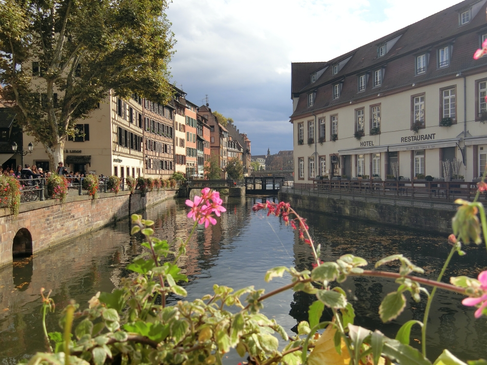 此地與彼方都是童話城——從Straßburg到Colmar