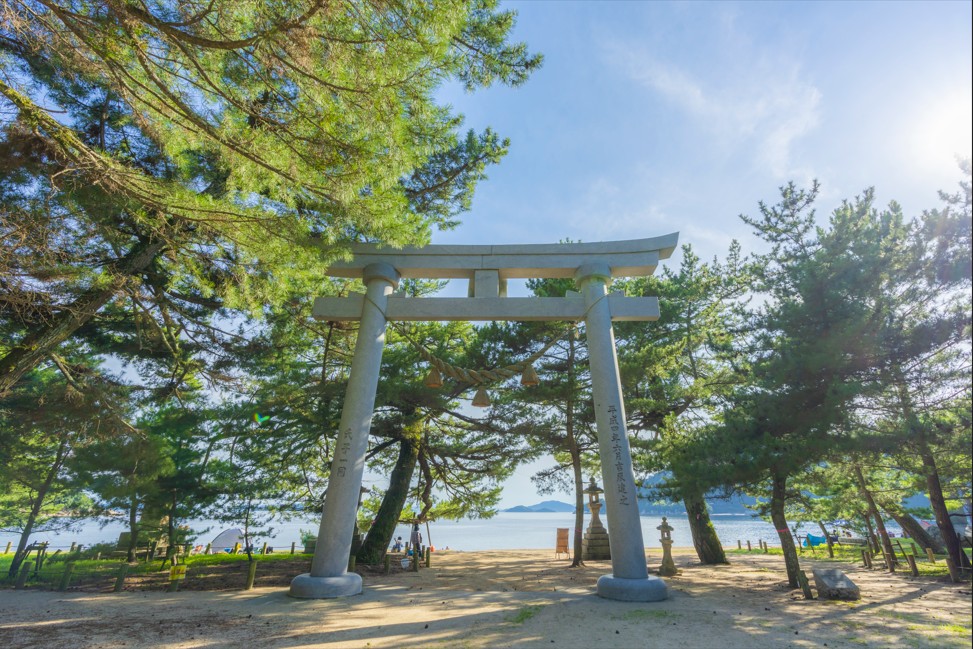 桂濱神社的開闊祈福視角