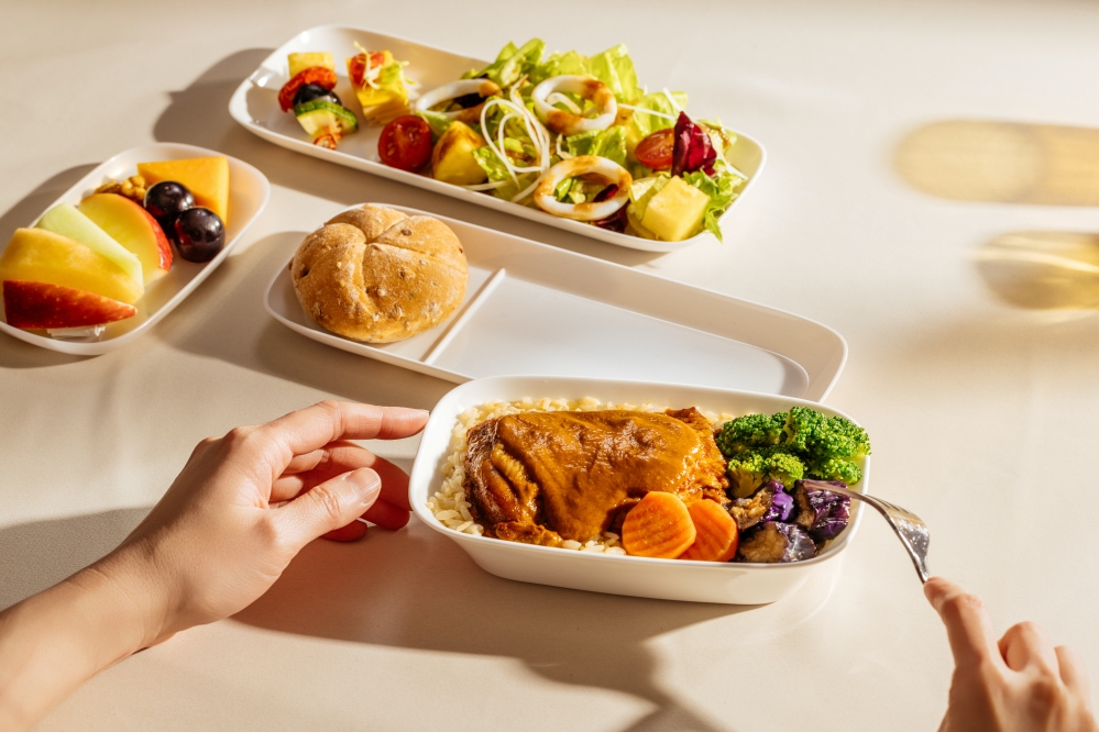 華航攜手米其林一星 T+T 推出當代亞洲風味高空饗宴