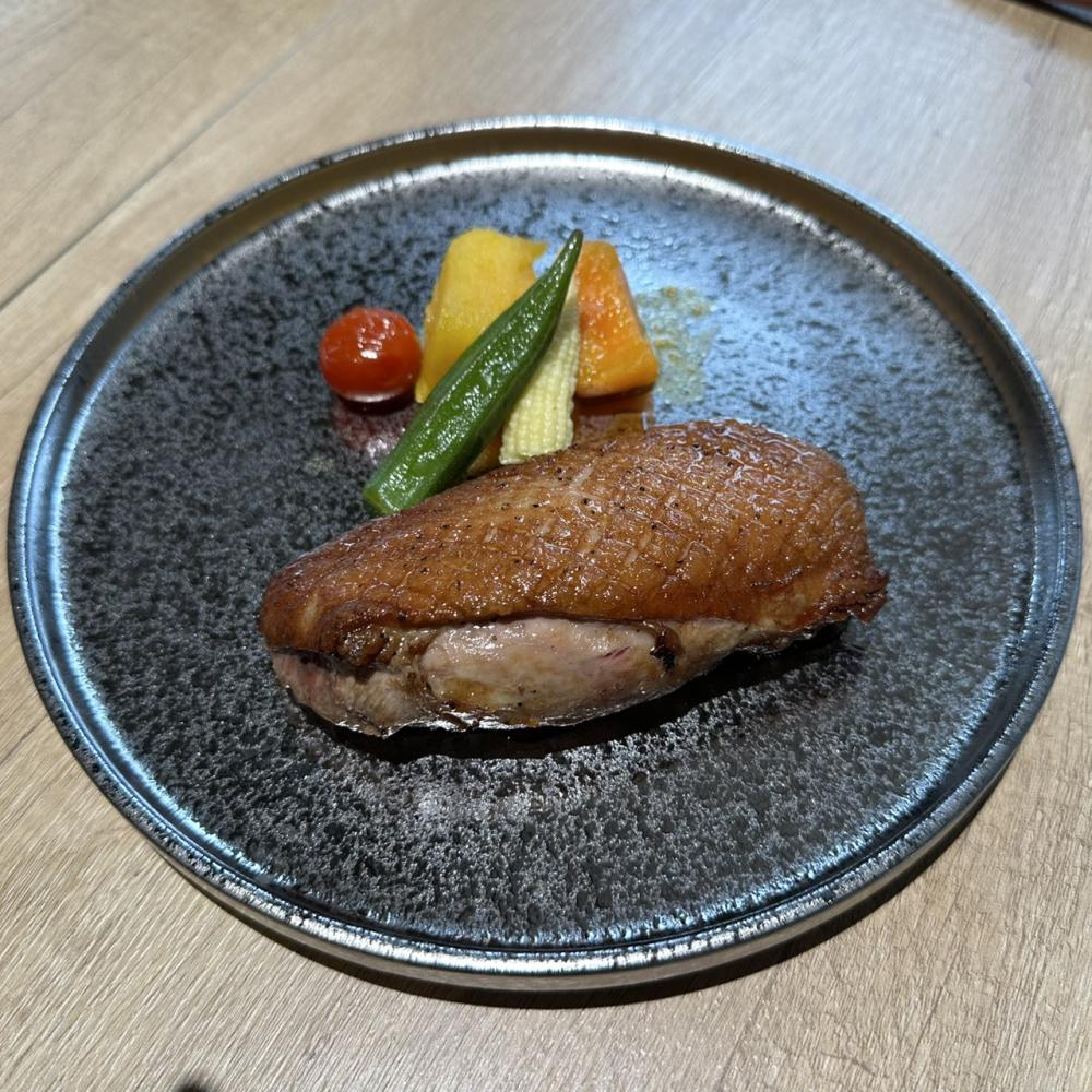 TOK牛排屋香煎穀倉鴨胸